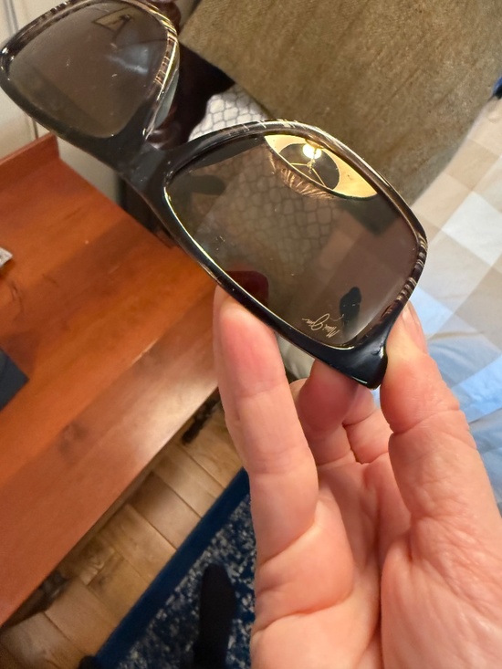 Maui Jim Sunglasses w/ Case and polish cloth 798-01 main image 6